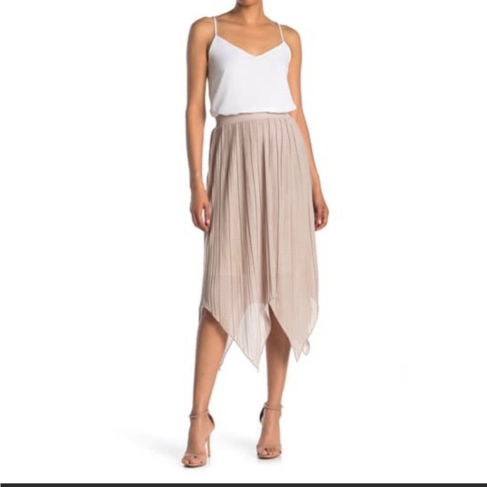 Walter Baker skirt! New with tags - Never worn.